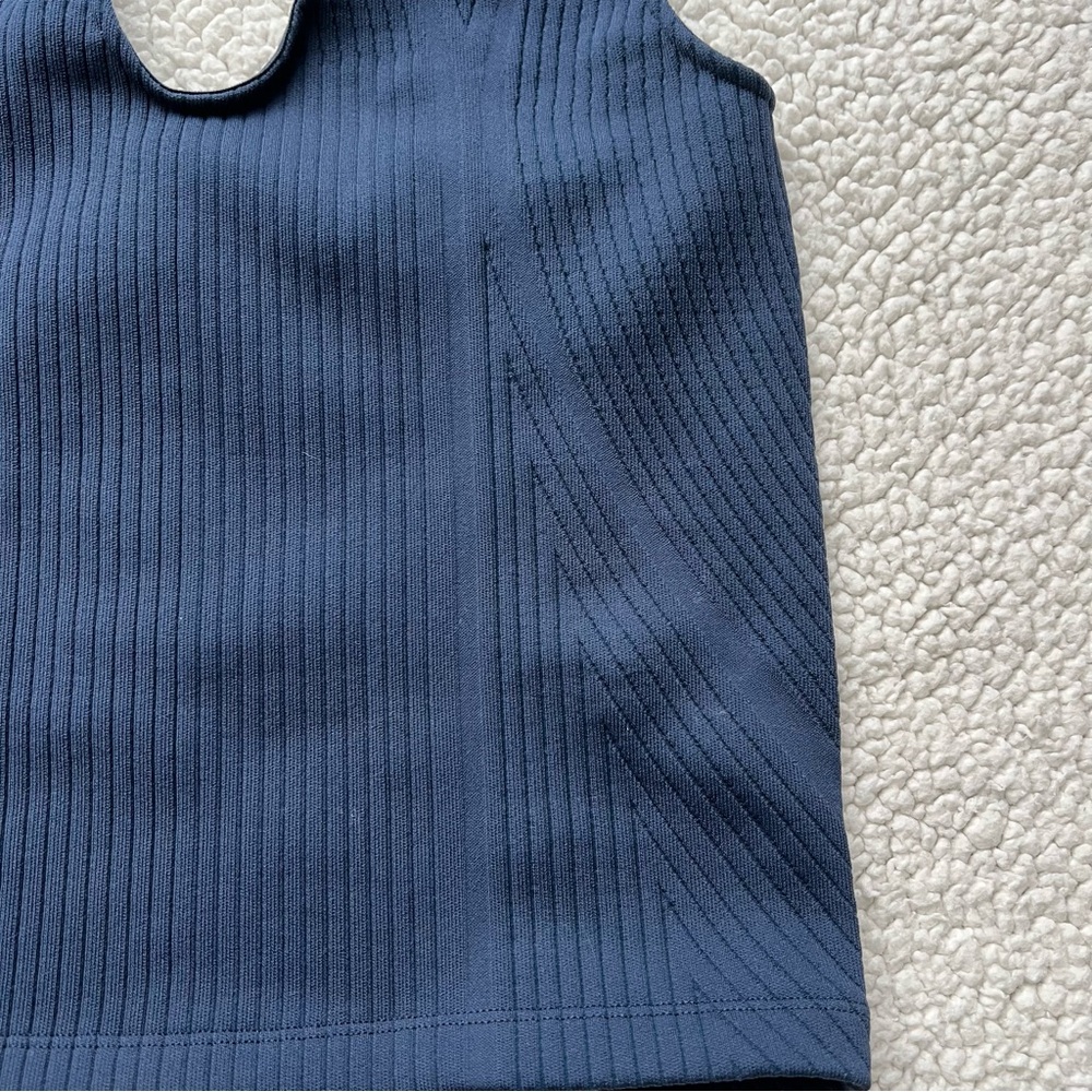 Dynamite Seamless Halter Top - Picture 8 of 10